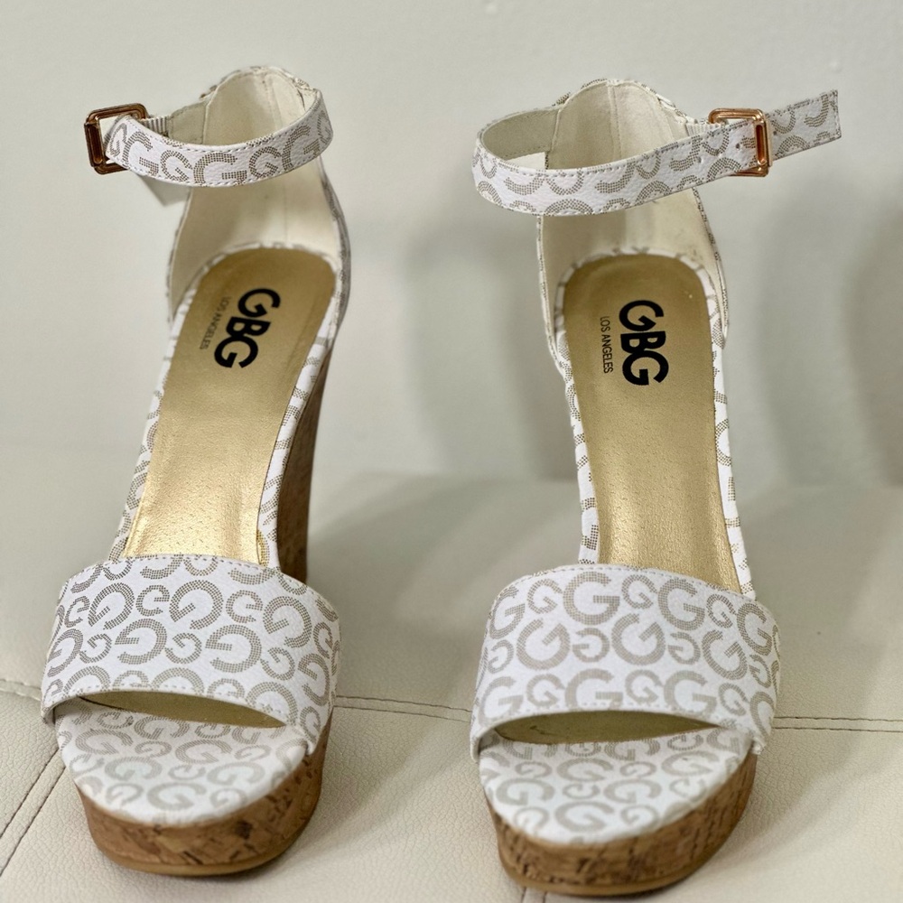 GBG Los Angeles White and Gold Wedge Sandals with Lace Design